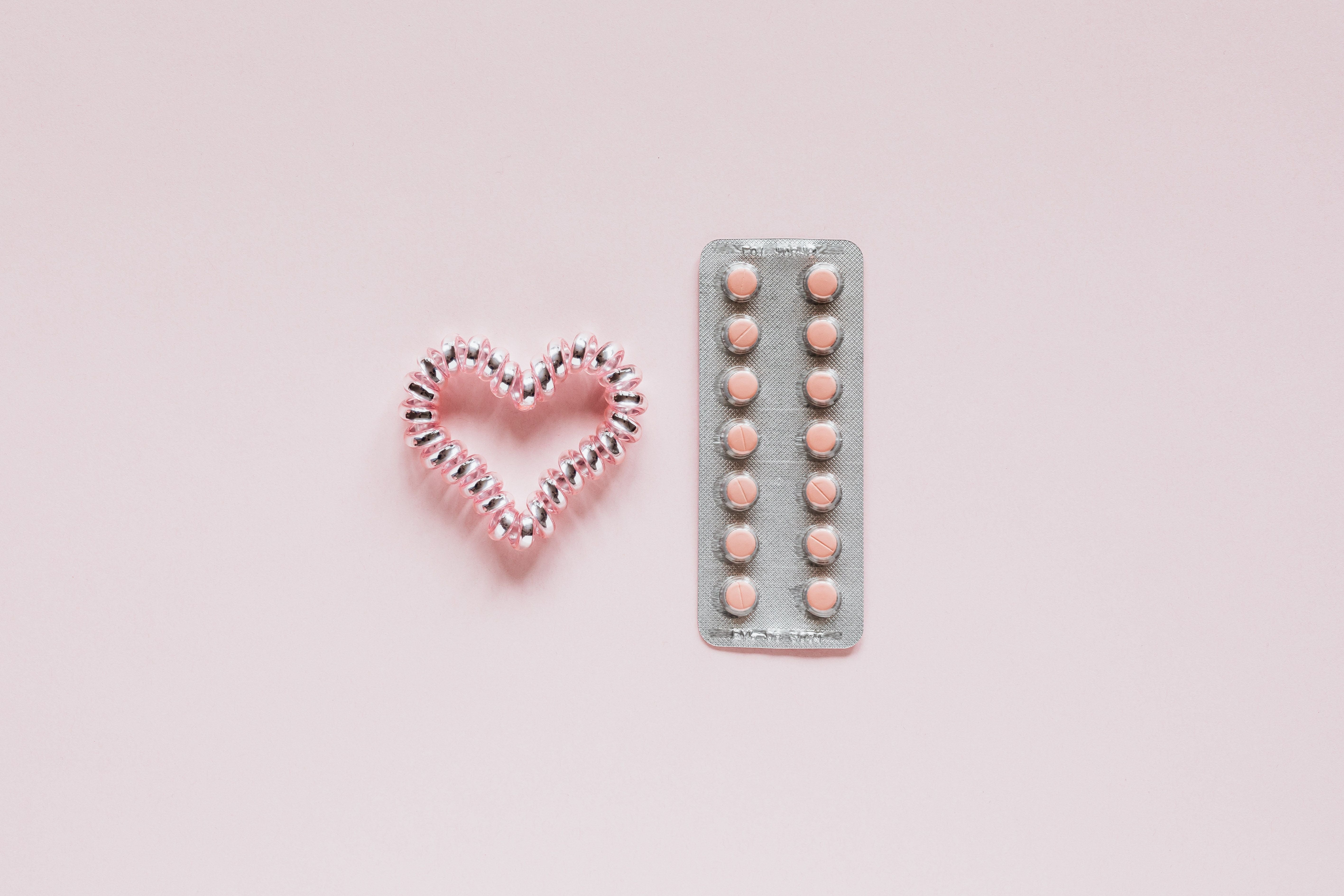 Anticonceptiepil en de invloed op hormonale acne bij vrouwen.